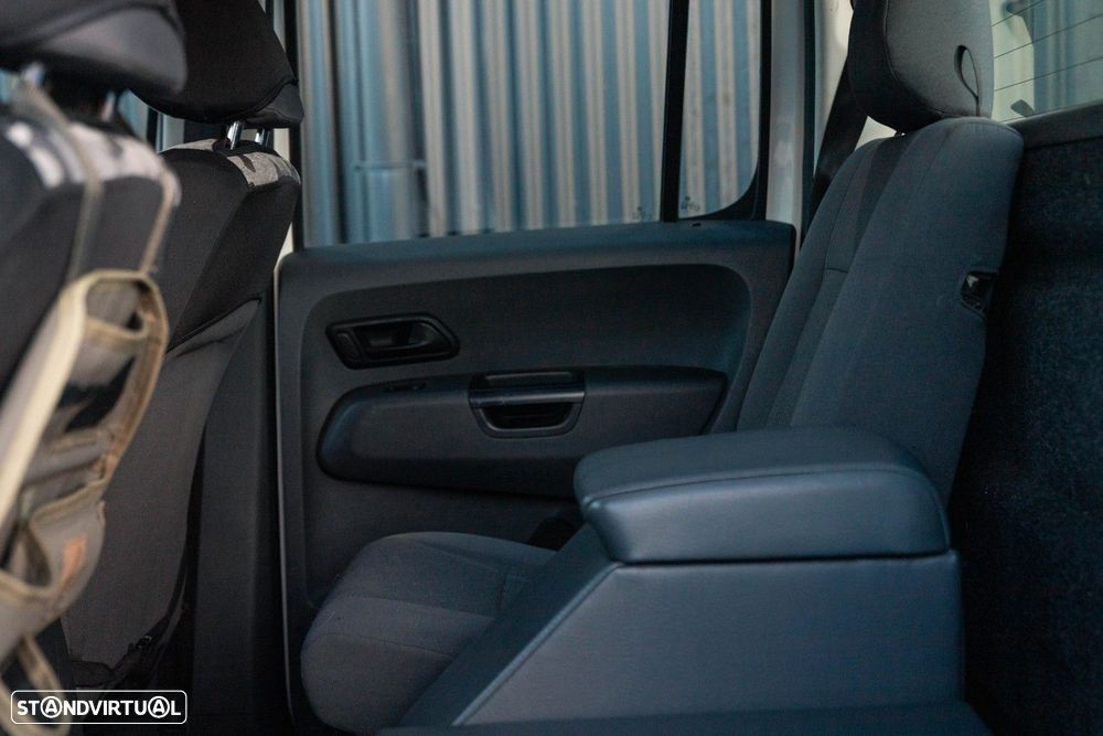 VW Amarok 2.0 TDi CD Trendline 4Motion - 24