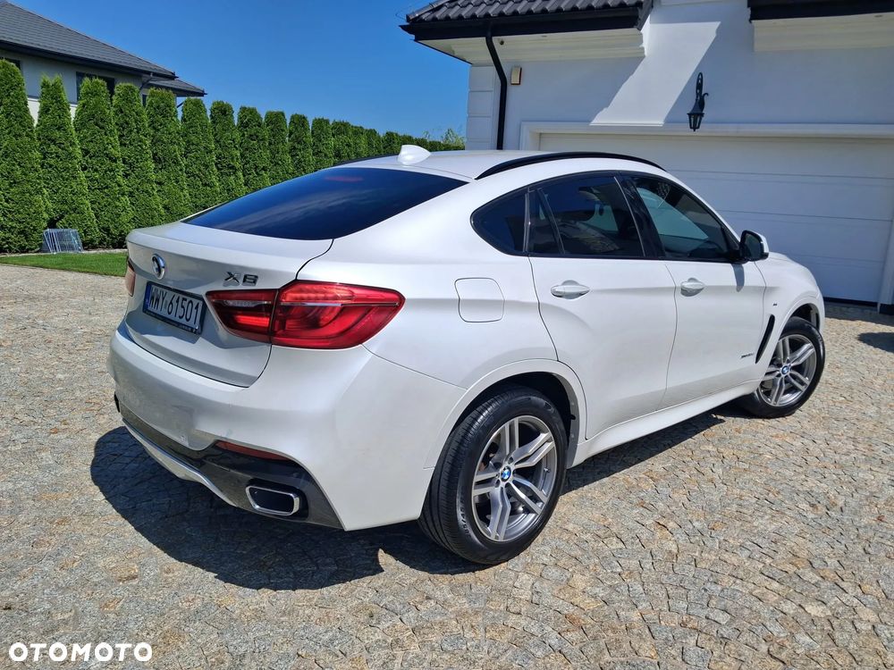 BMW X6 xDrive30d - 11