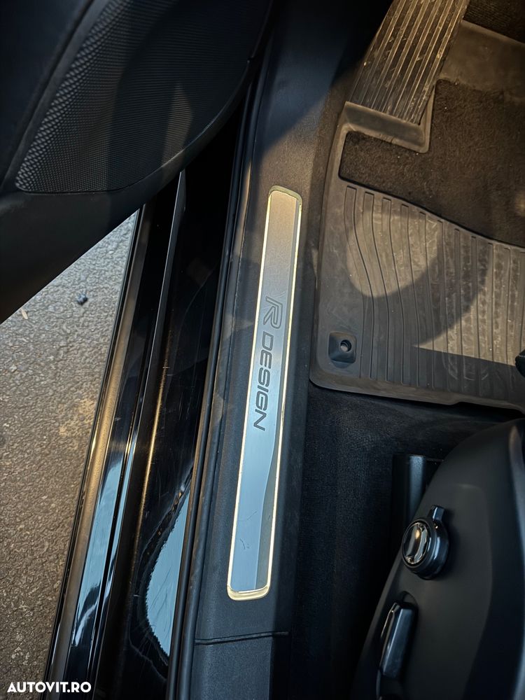 Volvo XC 90 D5 AWD Geartronic RDesign - 37