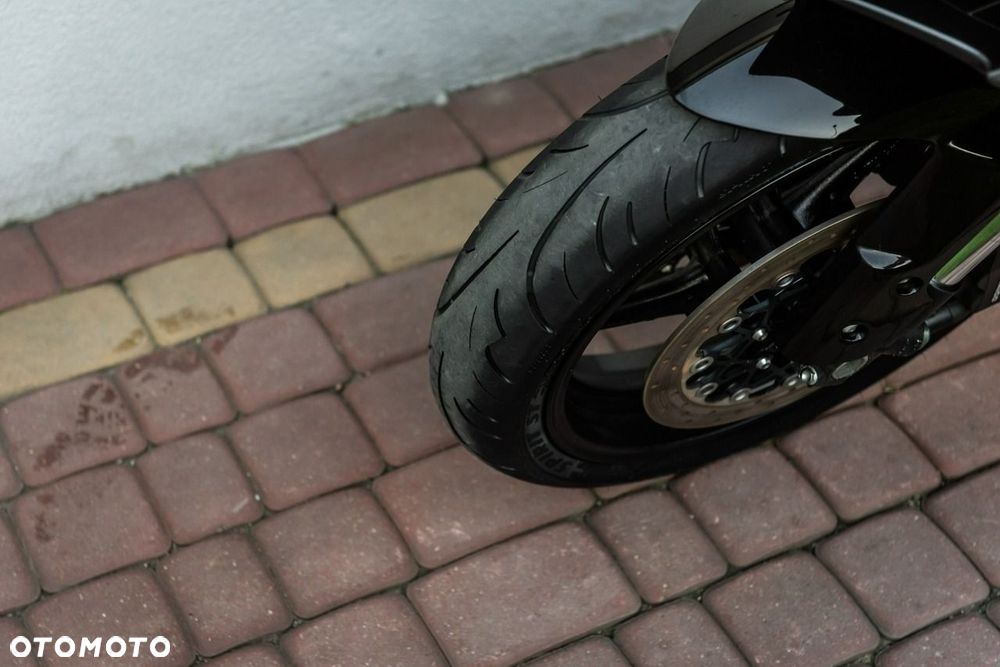 Suzuki GSX-R - 12