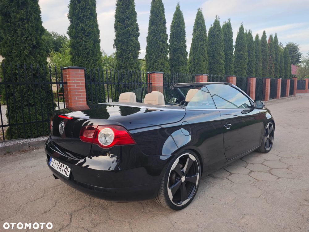 Volkswagen Eos 2.0 TSI - 10