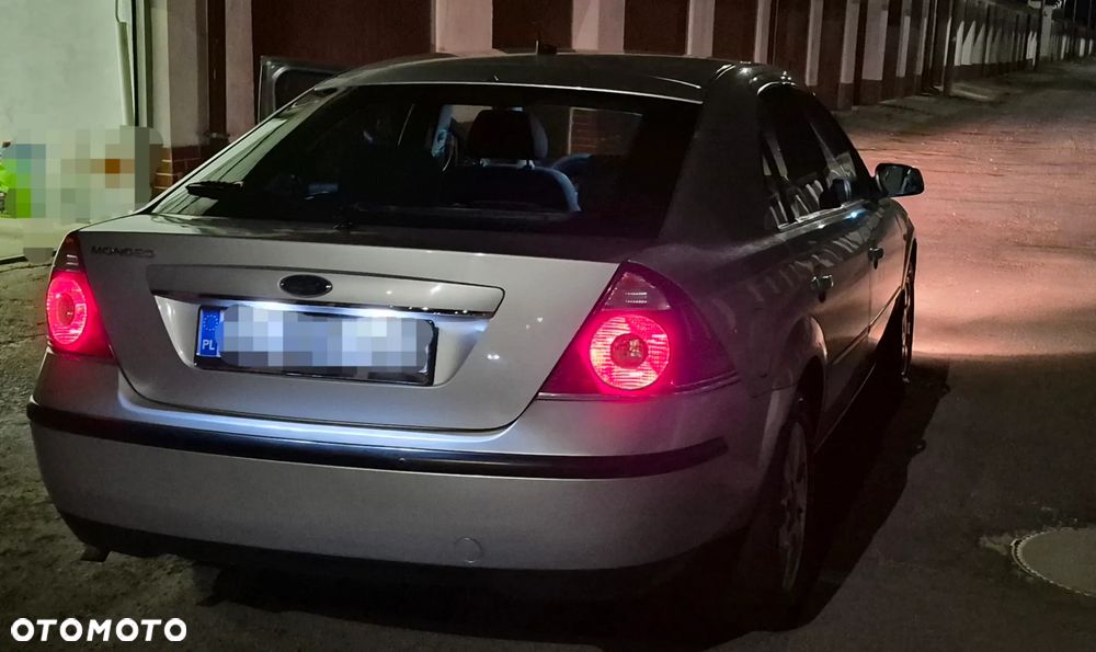 Ford Mondeo 1.8 Silver X - 30