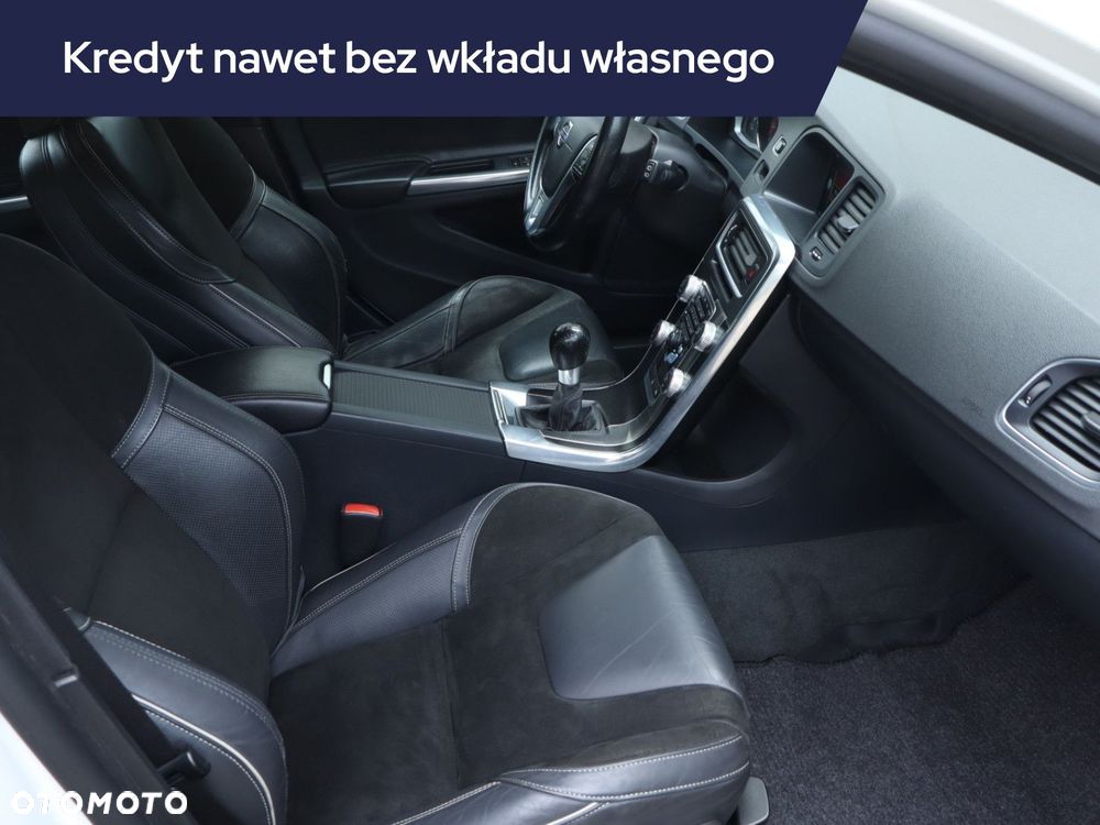 Volvo V60 - 11