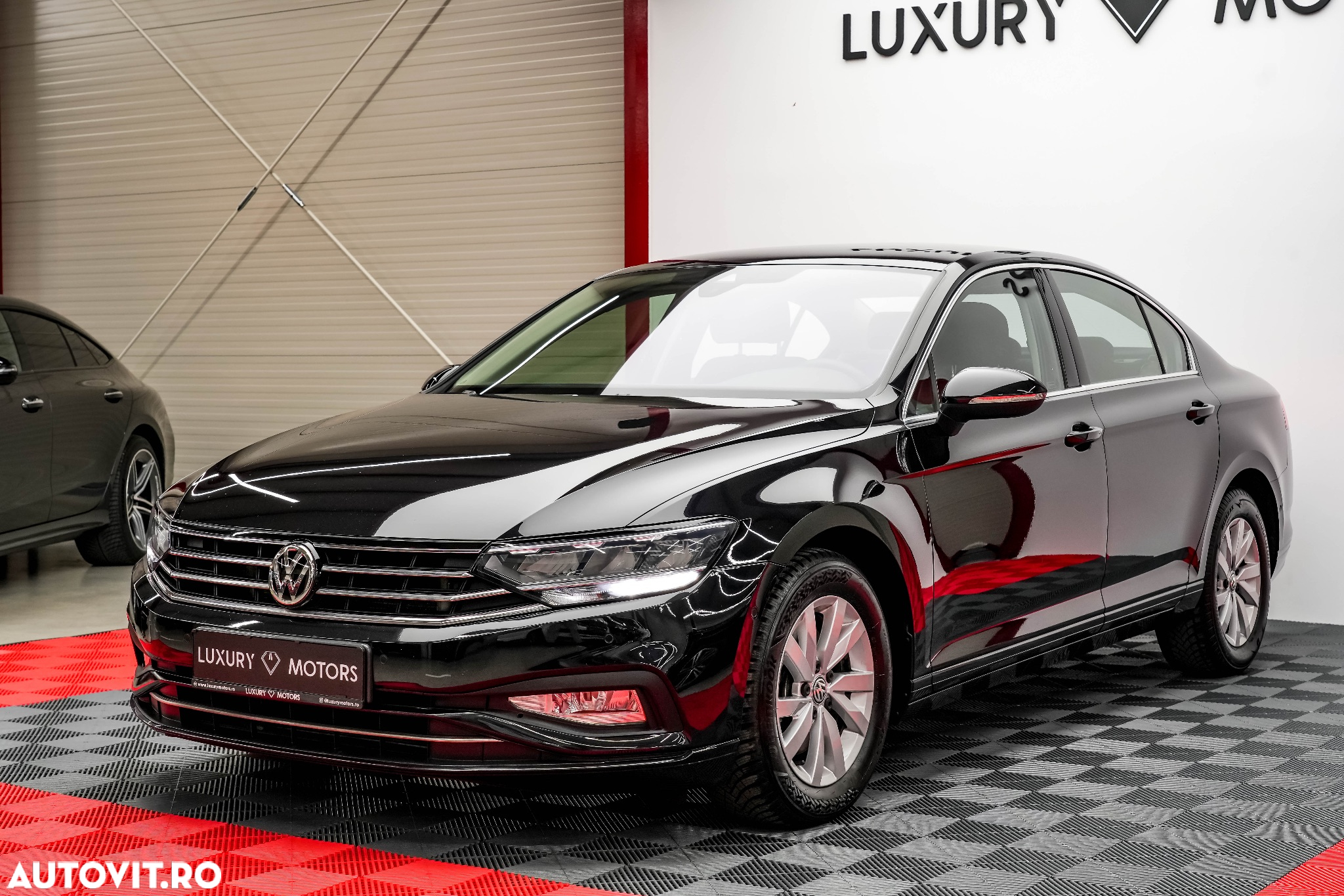 Volkswagen Passat 1.5 TSI ACT DSG Comfortline - 8