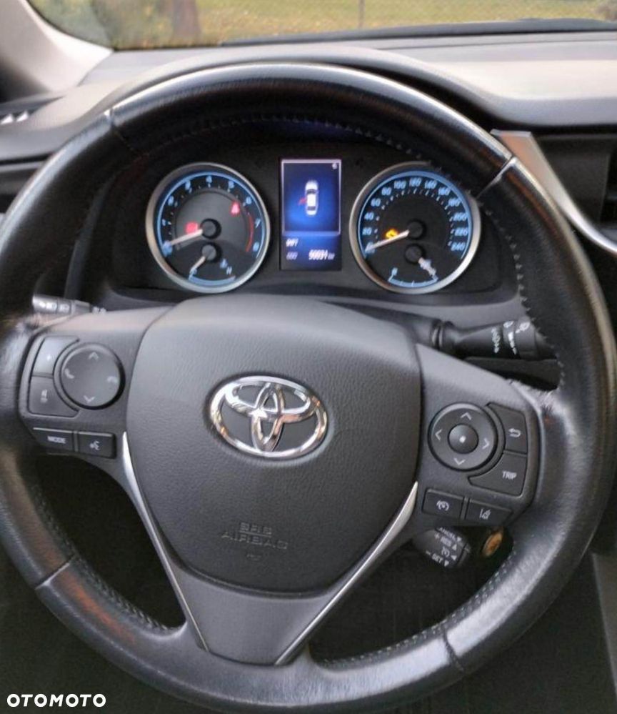 Toyota Corolla - 7