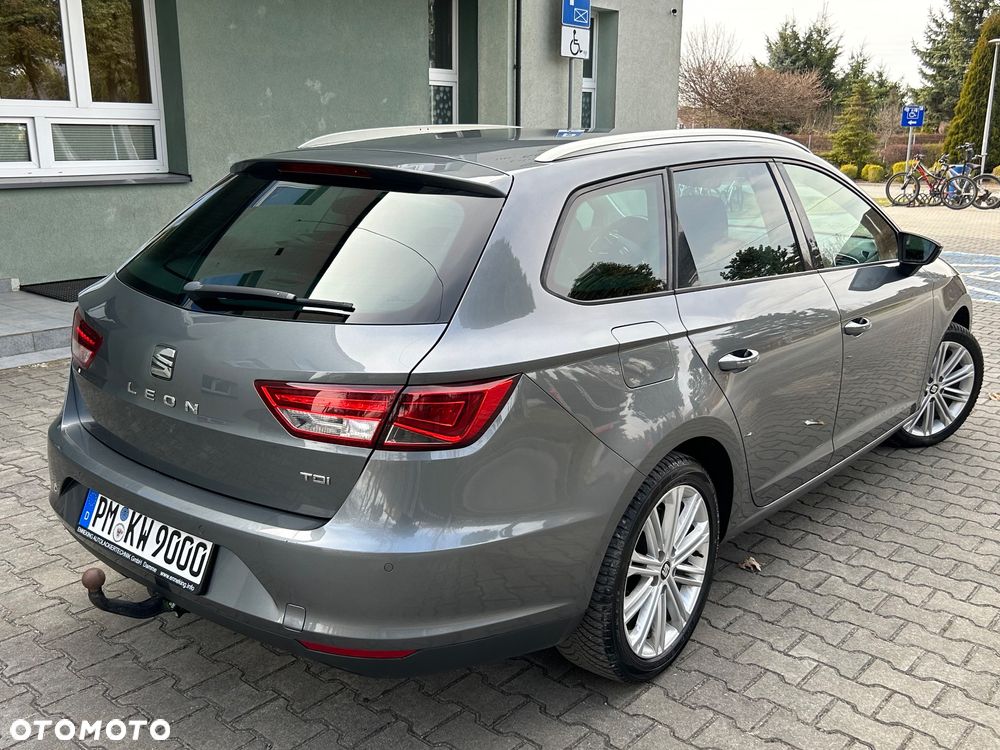 Seat Leon Sportstourer 2.0 TDI DPF Style - 3
