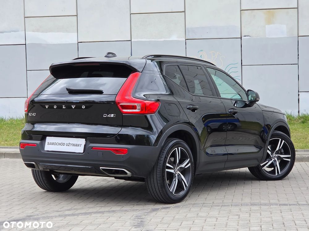 Volvo XC 40 D4 AWD R-Design (Intro Edition) - 2