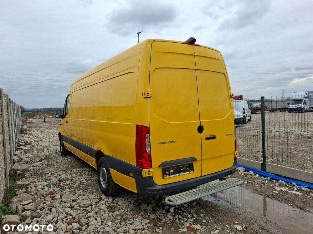 Mercedes-Benz Sprinter - 3