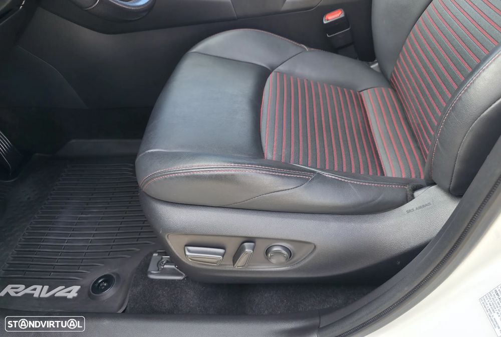 Toyota RAV4 2.5 HDF Plug-in Lounge AWD-i - 20