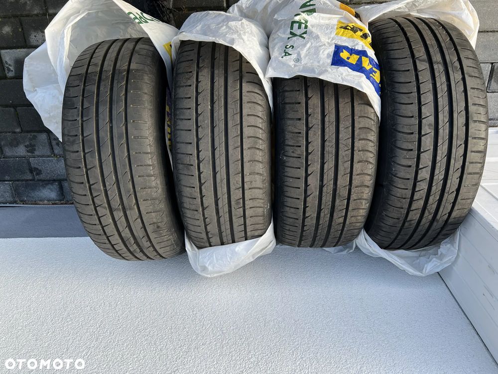 BMW Seria 1 116i - 22