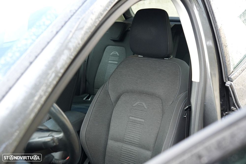 Ford Focus 1.0 EcoBoost Active Aut. - 23