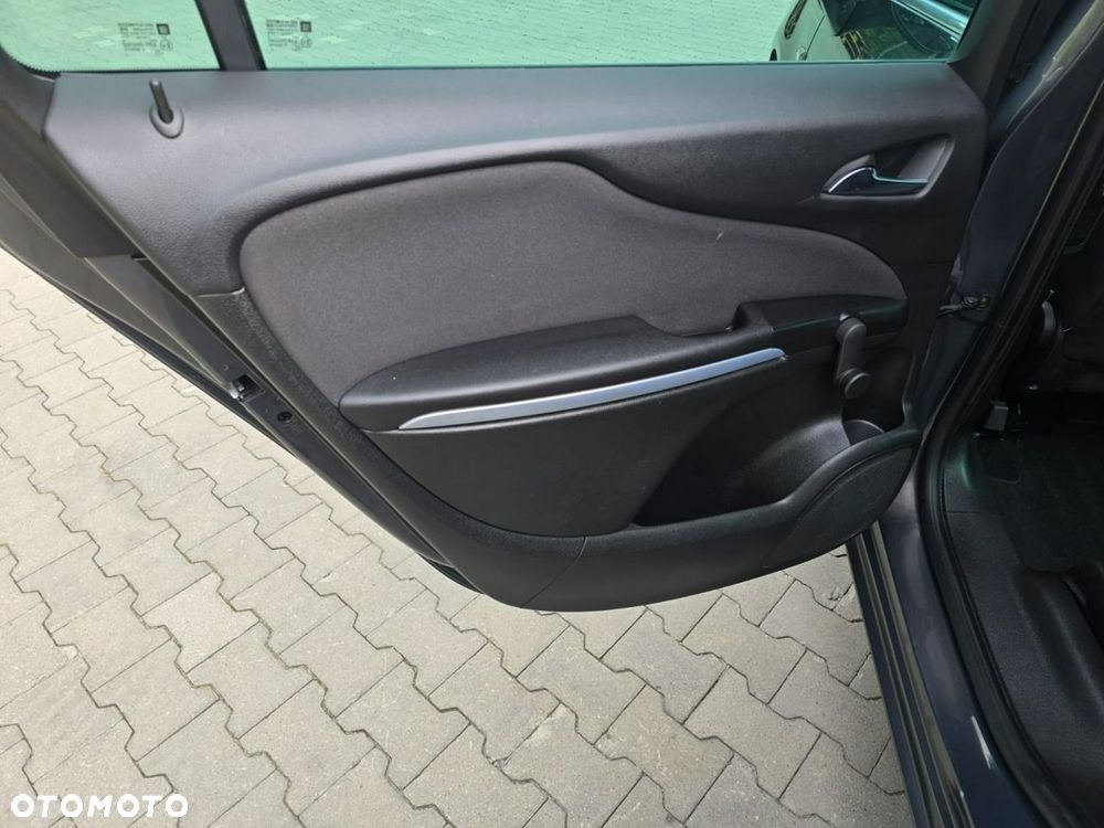 Opel Zafira - 27