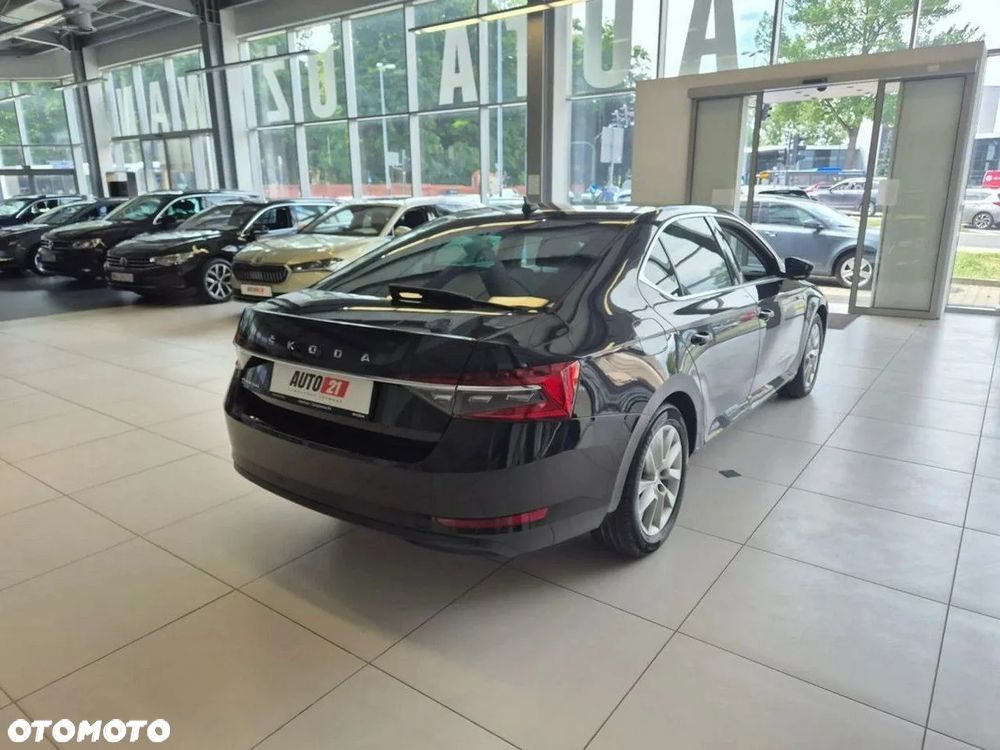 Skoda Superb 1.5 TSI Ambition - 11