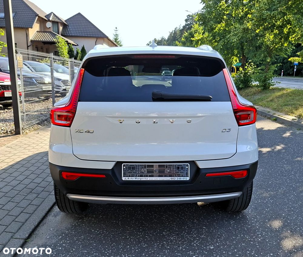 Volvo XC 40 D3 SCR Momentum Core - 33