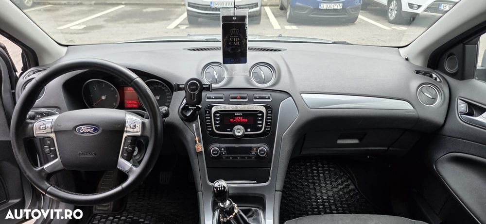 Ford Mondeo 2.0 Duratorq TDCi Titanium - 11