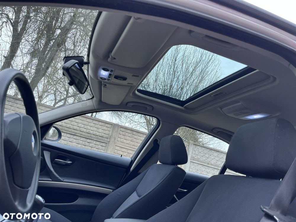 BMW Seria 3 318i - 18