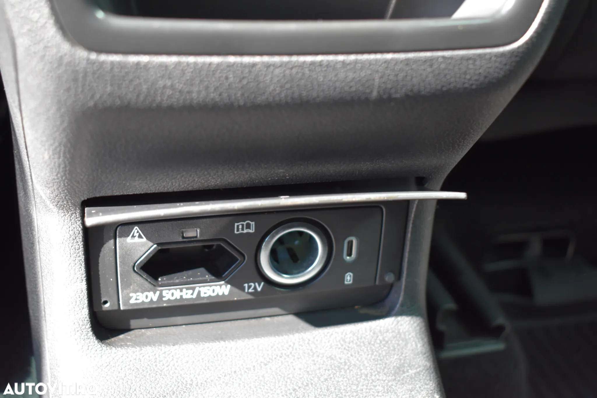 Skoda Karoq 2.0 TDI DSG Ambition - 9