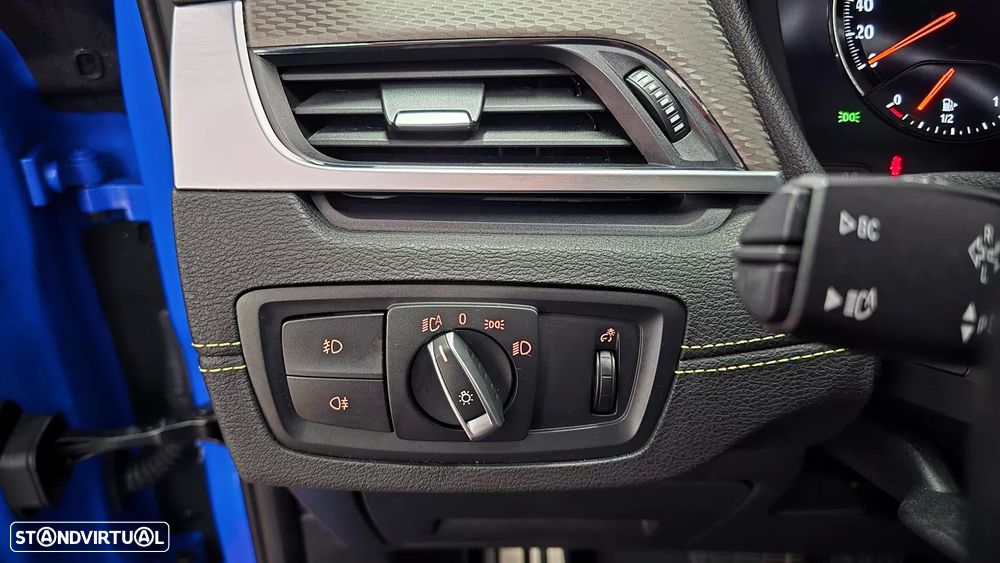 BMW X2 18 i sDrive Auto X Pack M - 29