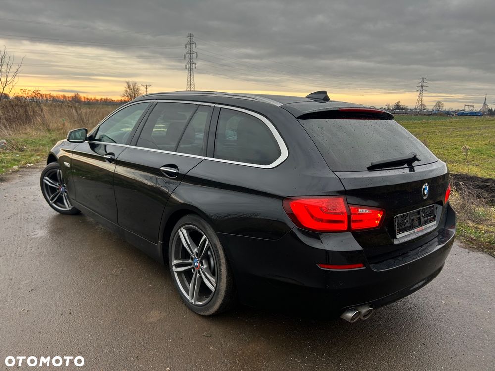 BMW Seria 5 520d Sport-Aut - 10