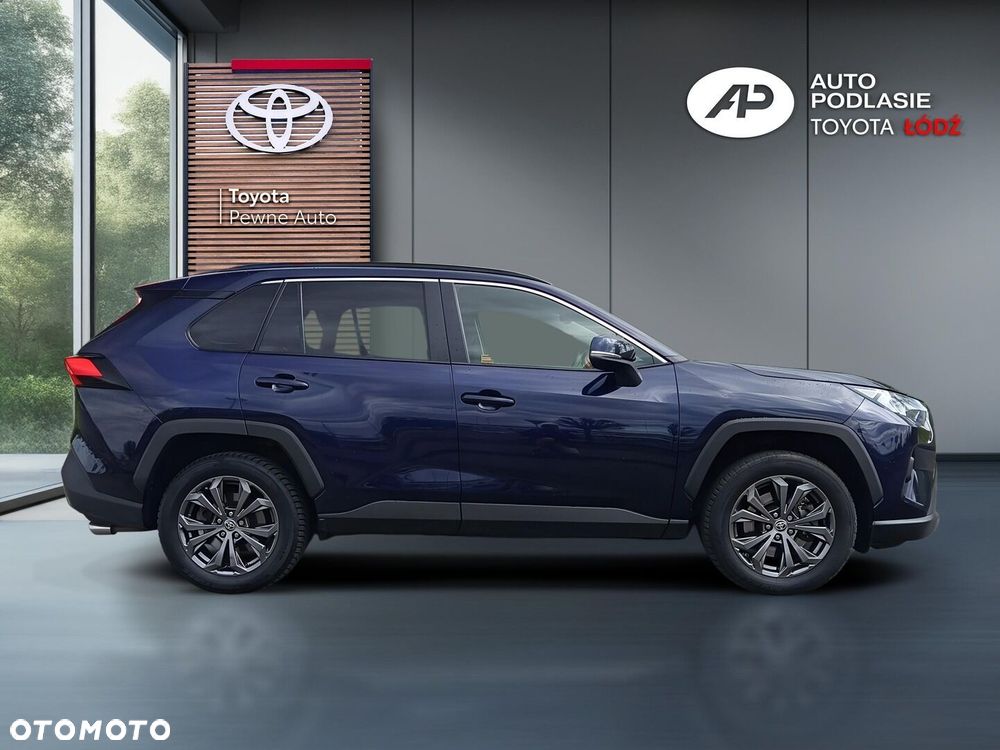 Toyota RAV4 - 11