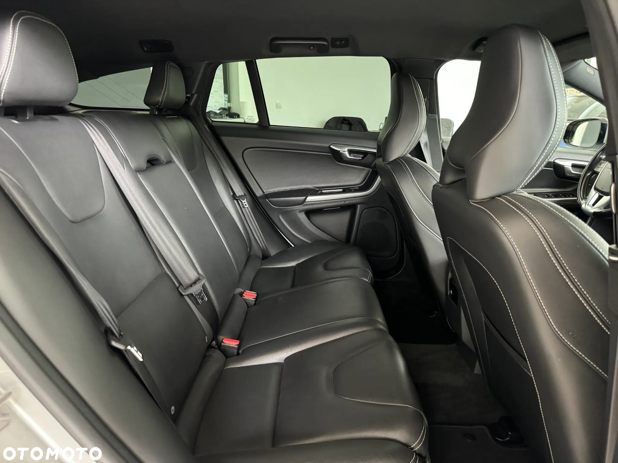 Volvo V60 D3 Geartronic Kinetic - 21