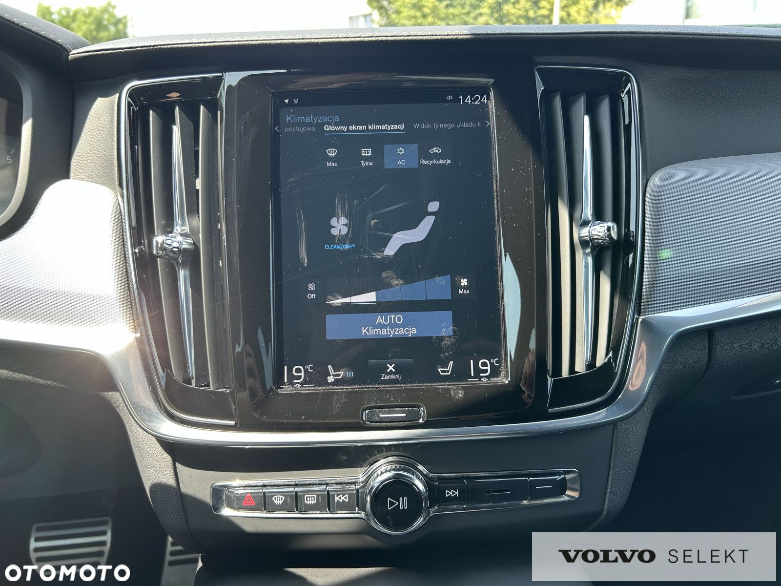 Volvo S90 - 23