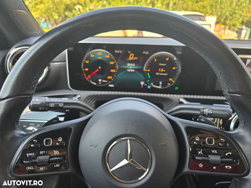 Mercedes-Benz A 200 7G-DCT Progressive - 26