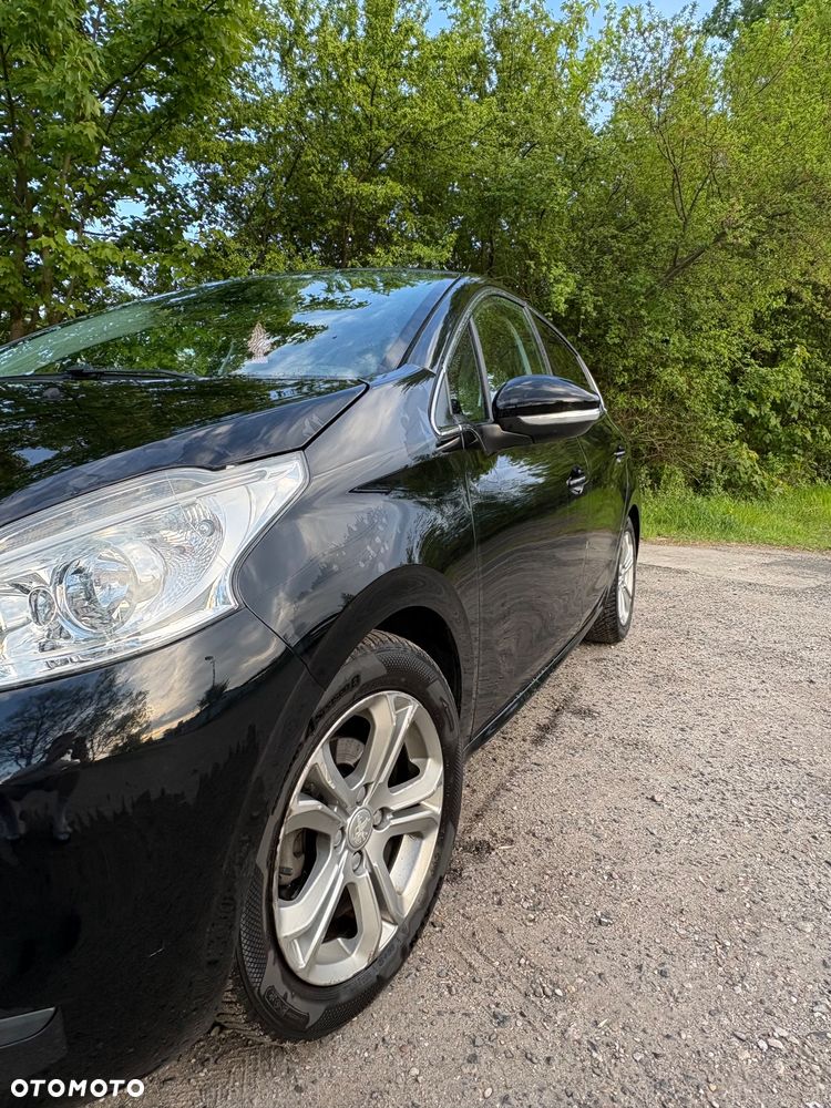 Peugeot 208 1.6 e-HDi Allure STT - 6