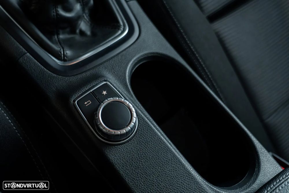 Mercedes-Benz B 180 d Style - 21