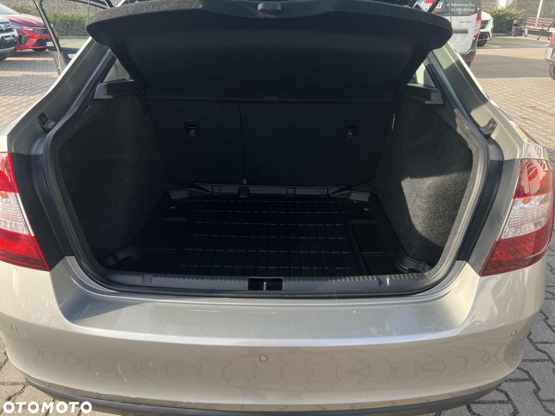 Skoda RAPID 1.0 TSI Style - 17