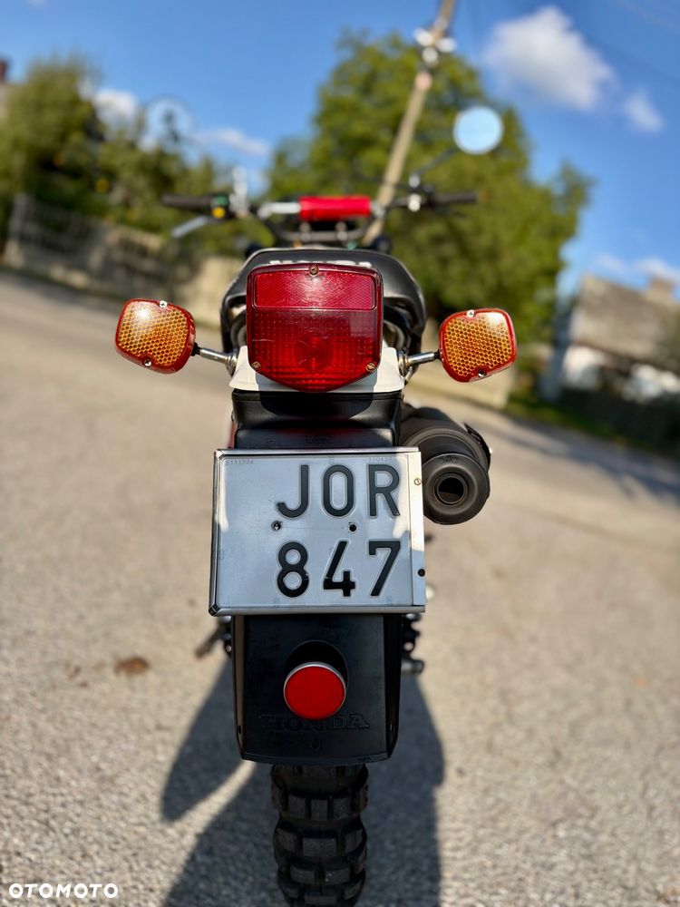Honda XL - 12