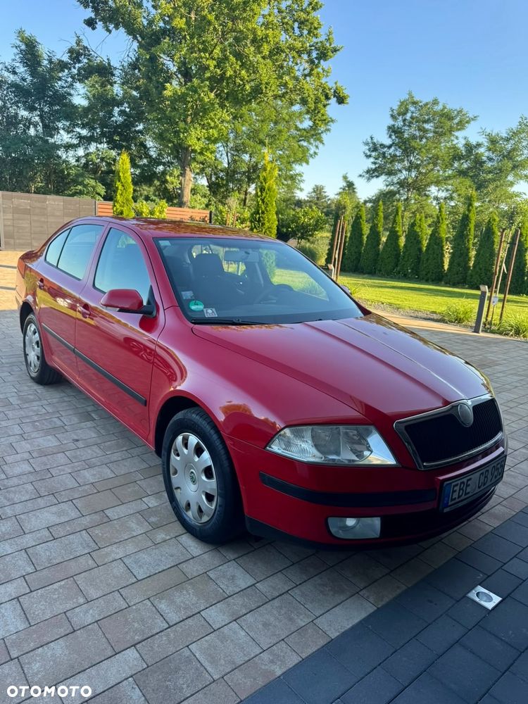 Skoda Octavia 1.9 TDI DPF DSG Elegance - 4