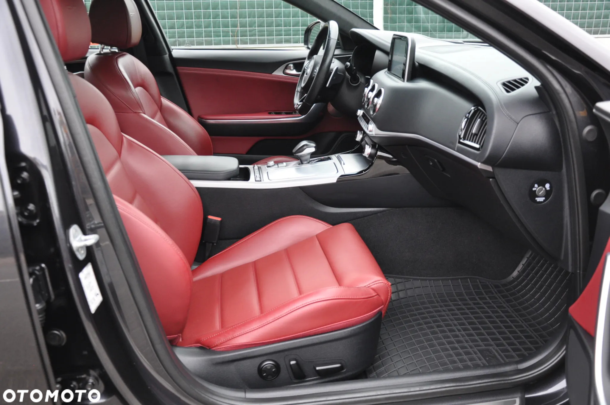 Kia Stinger 3.3 T-GDI V6 GT AWD - 3