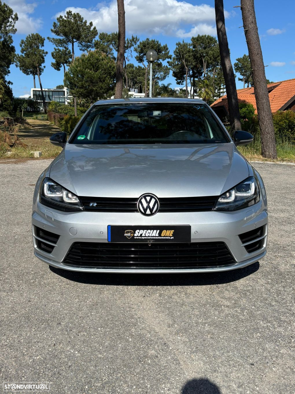 VW Golf 2.0 TSI R DSG - 8