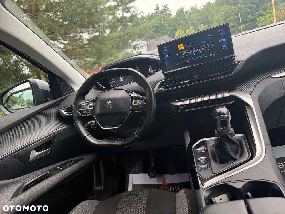 Peugeot 3008 1.5 BlueHDi Allure Pack S&S - 23