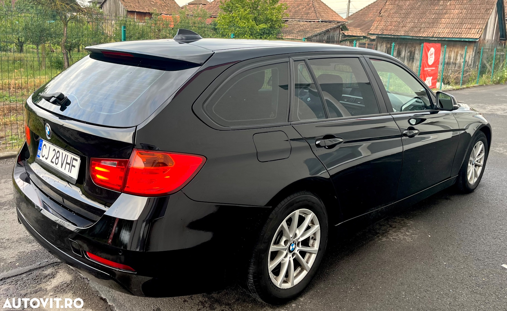 BMW Seria 3 316d Touring Aut. Advantage - 3