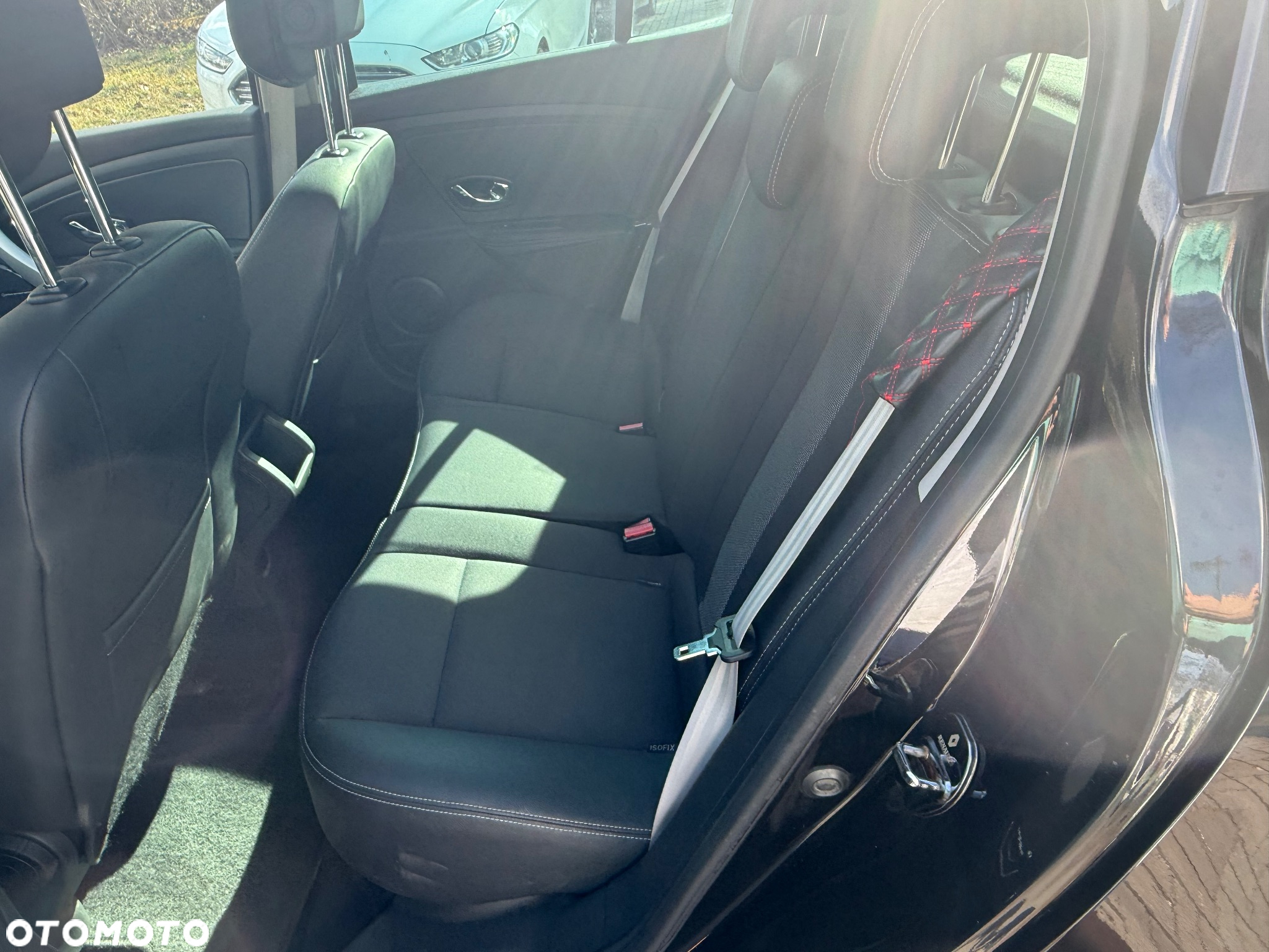 Renault Megane Grandtour ENERGY TCe 115 Start & Stop Bose Edition - 15