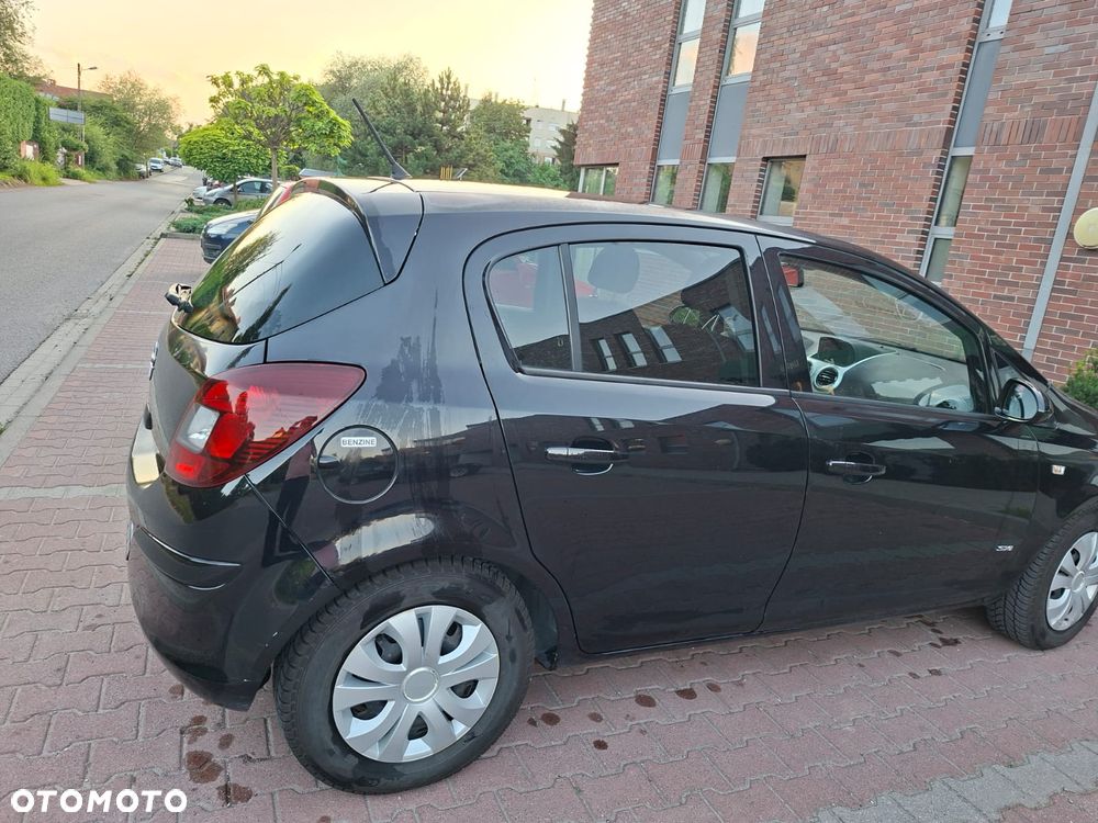 Opel Corsa 1.4 16V Sport - 12