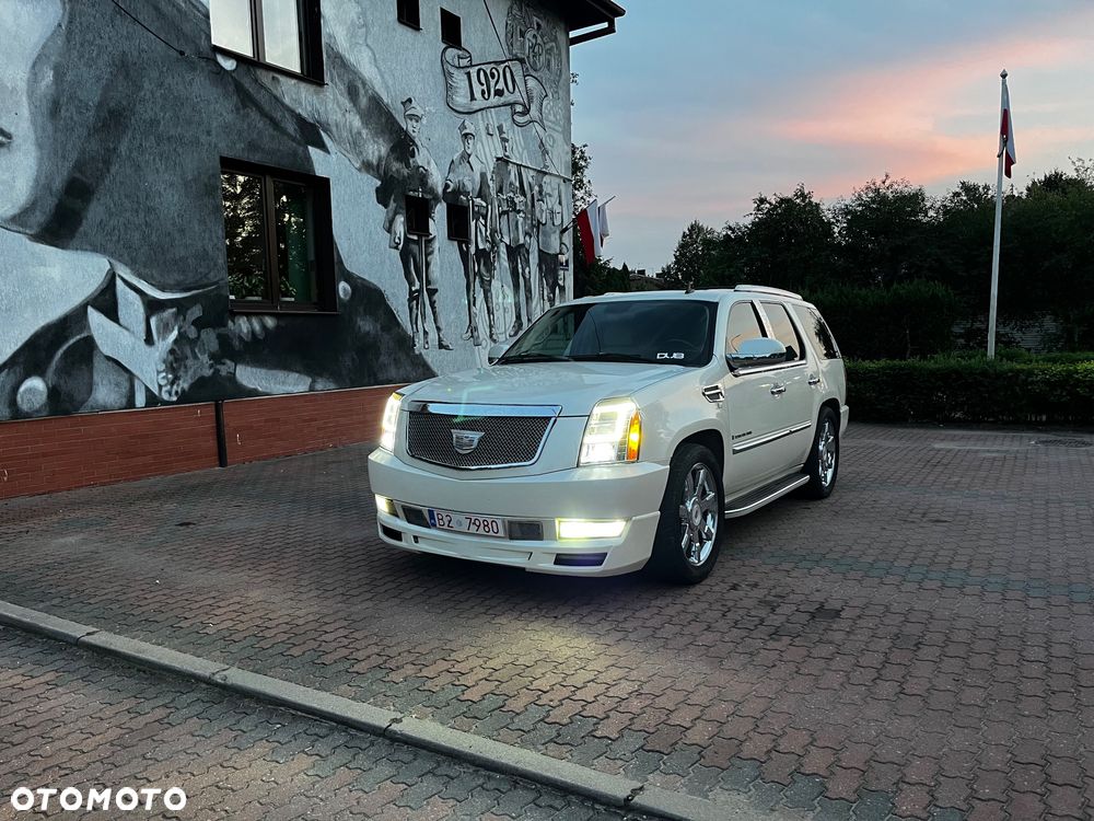 Cadillac Escalade 6.2 V8 Sport Luxury - 2