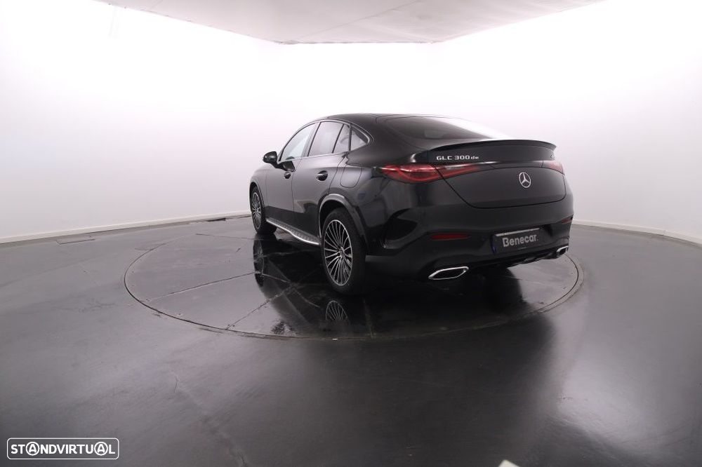 Mercedes-Benz GLC 300 de Coupe 4Matic - 5