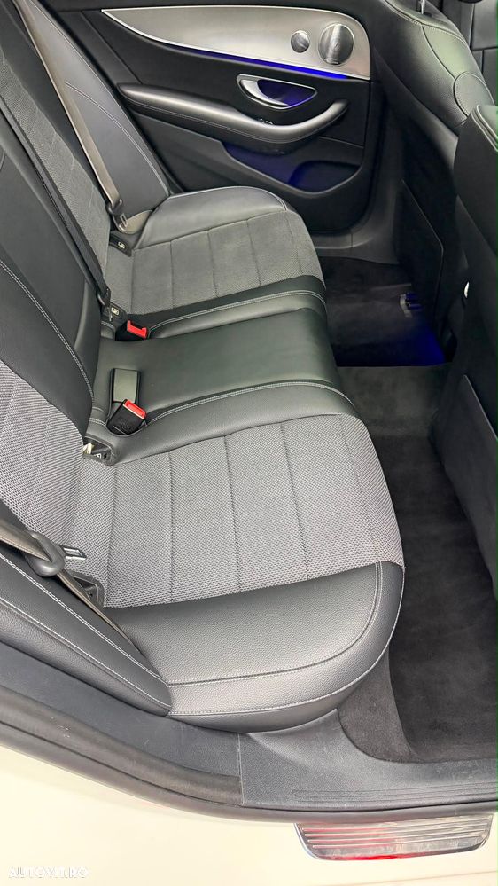 Mercedes-Benz E 220 d 9G-TRONIC - 27