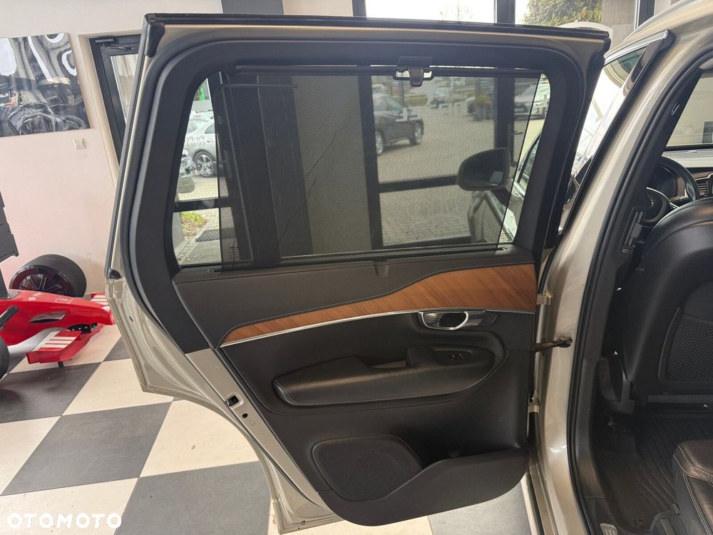 Volvo XC 90 - 15