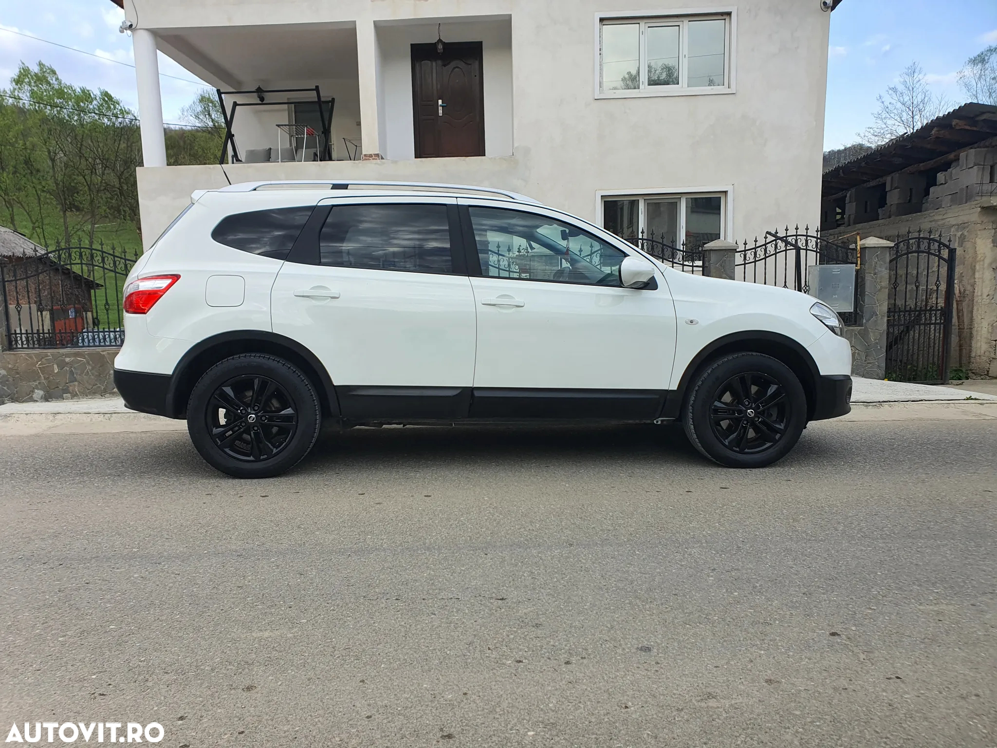 Nissan Qashqai+2 2.0 dCi DPF Acenta - 8