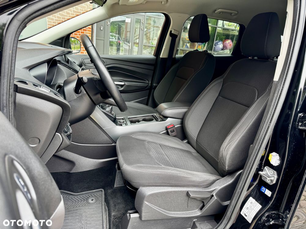 Ford Kuga - 15