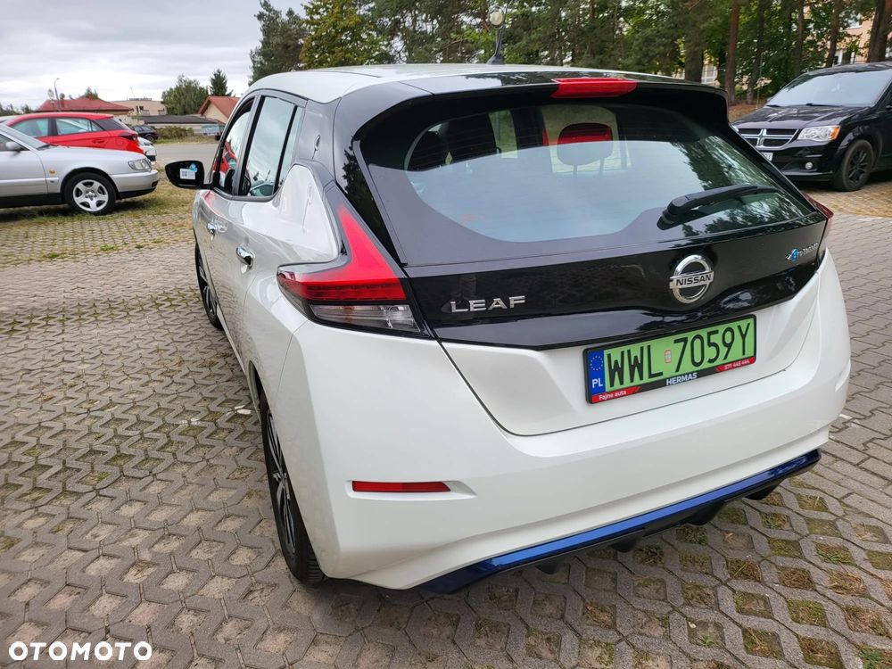 Nissan Leaf 40 kWh ACENTA - 8