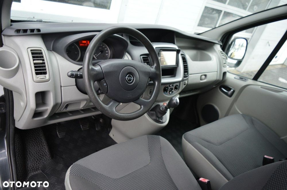 Opel Vivaro - 20