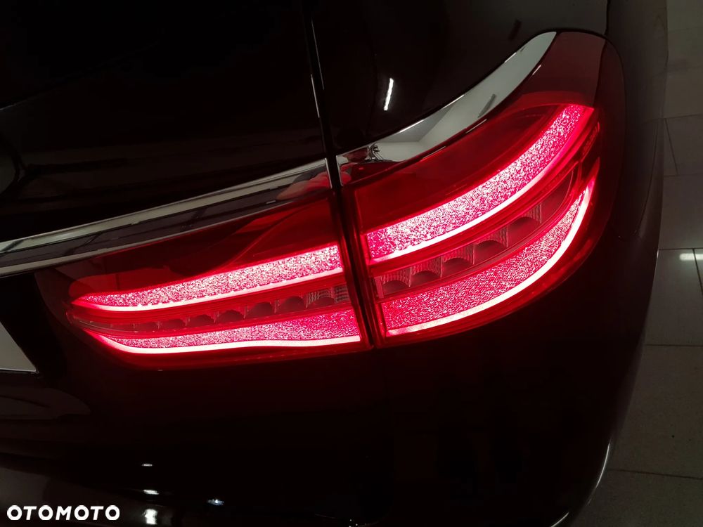 Mercedes-Benz Klasa E 220 d 9G-TRONIC AMG Line - 38