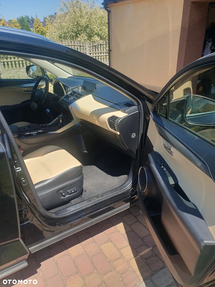 Lexus NX 300h Elegance AWD - 12