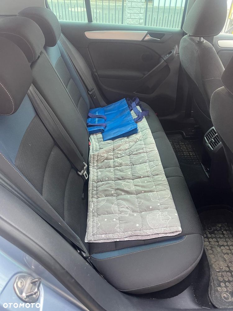 Volkswagen Golf 1.6 TDI Comfortline - 11