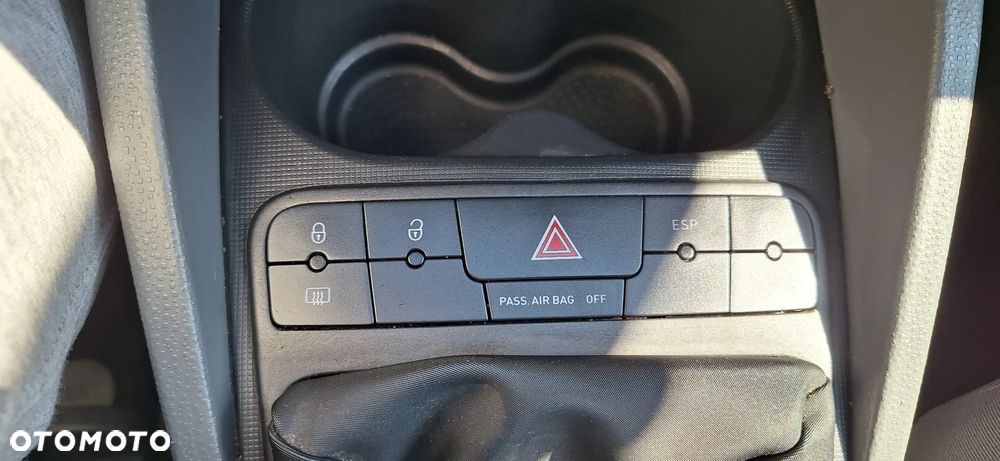 Seat Ibiza SC 1.4 16V Sport - 17